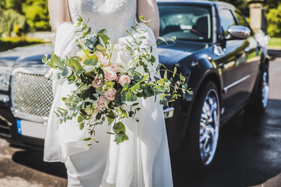 Elegant wedding limousine service